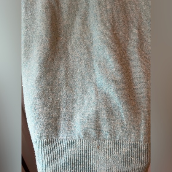 Boden Cashmere Crew Neck Sweater - Picture 5 of 7
